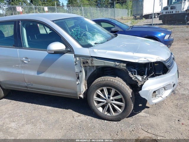 Aukcja sprzedaży 2017 Volkswagen Tiguan 2.0t/2.0t S, vin: WVGBV7AX3HK047338, numer aukcji: 45360123