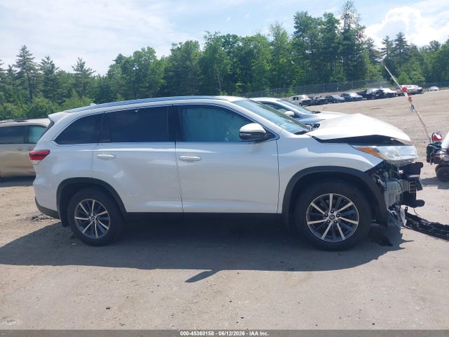 Продаж на аукціоні авто 2019 Toyota Highlander Xle, vin: 5TDJZRFH8KS578973, номер лоту: 45360158