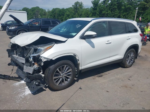 Продаж на аукціоні авто 2019 Toyota Highlander Xle, vin: 5TDJZRFH8KS578973, номер лоту: 45360158