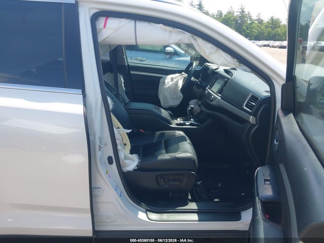 Продаж на аукціоні авто 2019 Toyota Highlander Xle, vin: 5TDJZRFH8KS578973, номер лоту: 45360158