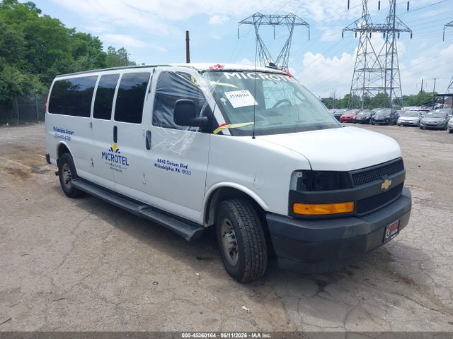 Aukcja sprzedaży 2022 Chevrolet Express Passenger Rwd 3500 Extended Wheelbase Ls, vin: 1GAZGNFP9N1286610, numer aukcji: 45360164