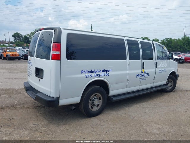 1GAZGNFP9N1286610 Chevrolet Express Passenger Rwd 3500 Extended Wheelbase Ls