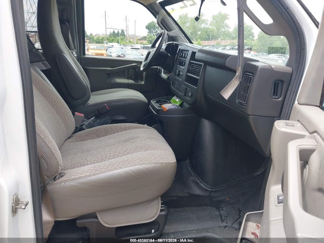 1GAZGNFP9N1286610 Chevrolet Express Passenger Rwd 3500 Extended Wheelbase Ls