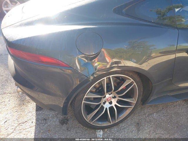 45360180 :رقم المزاد ، SAJWJ6DL5HMK35935 vin ، 2017 Jaguar F-type R مزاد بيع