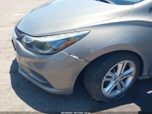 1G1BE5SM9H7141233 Chevrolet Cruze Lt Auto