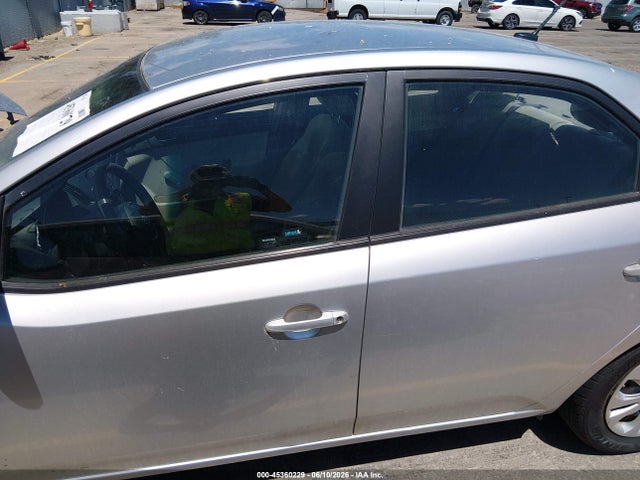 2010 Kia Forte Lx მანქანა იყიდება აუქციონზე, vin: KNAFT4A21A5078524, აუქციონის ნომერი: 45360229