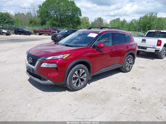 45360244 :رقم المزاد ، 5N1AT3BB6MC758677 vin ، 2021 Nissan Rogue Sv Intelligent Awd مزاد بيع