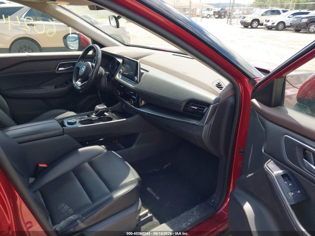 45360244 :رقم المزاد ، 5N1AT3BB6MC758677 vin ، 2021 Nissan Rogue Sv Intelligent Awd مزاد بيع