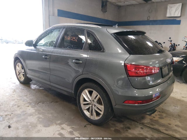 45360251 :رقم المزاد ، WA1ECCFS6HR003459 vin ، 2017 Audi Q3 2.0t Premium مزاد بيع