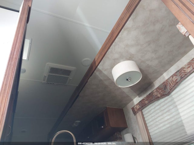 Crossroads 29rs 2015 4V0FC2927FG005977 Image 6