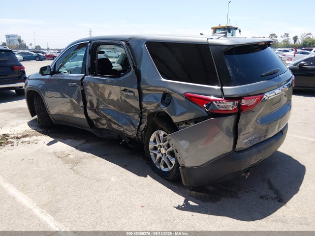 Chevrolet Traverse Ls 2019 1GNERFKWXKJ257011 Image 3