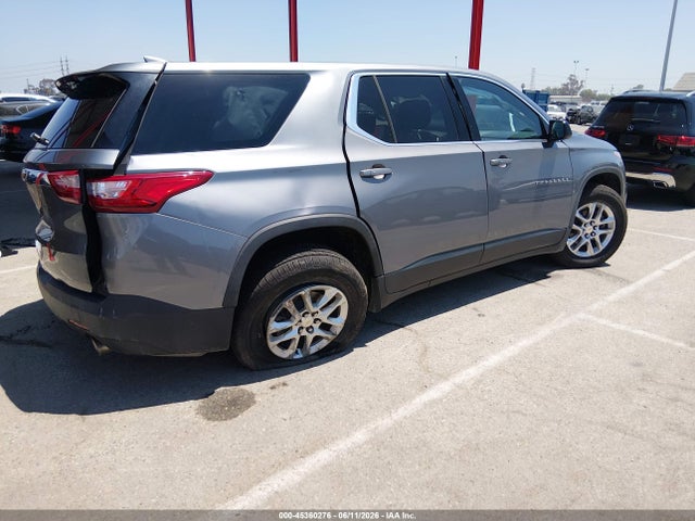 Chevrolet Traverse Ls 2019 1GNERFKWXKJ257011 Image 4