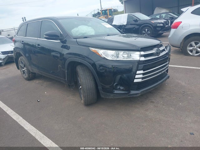 Продажа на аукционе авто 2017 Toyota Highlander Le, vin: 5TDZZRFH0HS221671, номер лота: 45360342