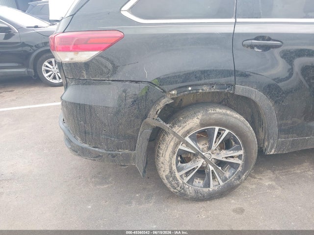2017 Toyota Highlander Le მანქანა იყიდება აუქციონზე, vin: 5TDZZRFH0HS221671, აუქციონის ნომერი: 45360342