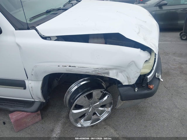 2003 Chevrolet Suburban 1500 Ls მანქანა იყიდება აუქციონზე, vin: 3GNEC16T23G238203, აუქციონის ნომერი: 45360346