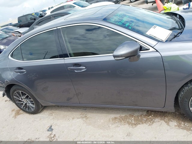 Lexus ES 350 2016 JTHBK1GG9G2224991 Image 13