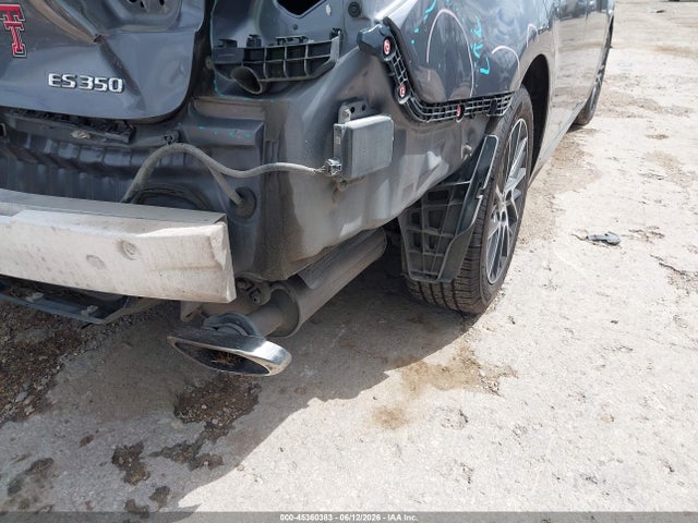 Lexus ES 350 2016 JTHBK1GG9G2224991 Image 21