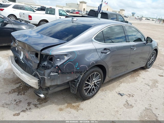 Lexus ES 350 2016 JTHBK1GG9G2224991 Image 4