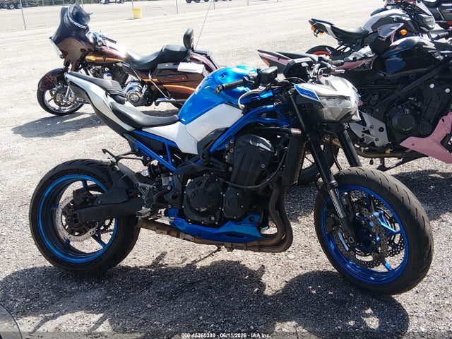 45360389 :رقم المزاد ، ML5ZRDF10LDA38276 vin ، 2020 Kawasaki Zr900 F مزاد بيع