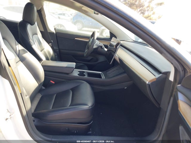 2021 Tesla Model 3 Standard Range Plus Rear-wheel Drive მანქანა იყიდება აუქციონზე, vin: 5YJ3E1EA5MF051717, აუქციონის ნომერი: 45360467