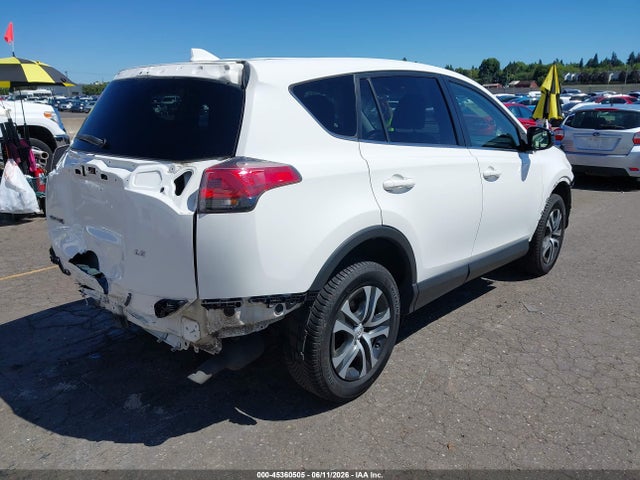JTMZFREV4JJ737132 Toyota RAV4 LE