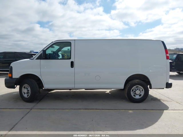 1GCWGFCF1F1246812 Chevrolet Express 2500 Work Van