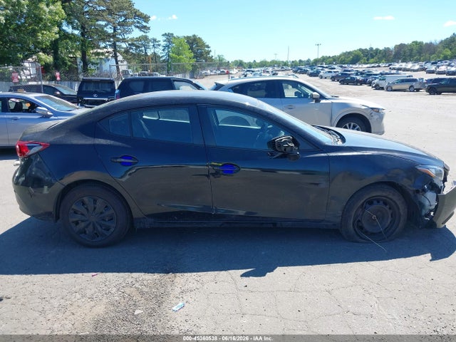 Продаж на аукціоні авто 2015 Mazda Mazda3 I Sport, vin: JM1BM1U70F1221322, номер лоту: 45360538