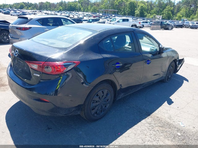 Продаж на аукціоні авто 2015 Mazda Mazda3 I Sport, vin: JM1BM1U70F1221322, номер лоту: 45360538