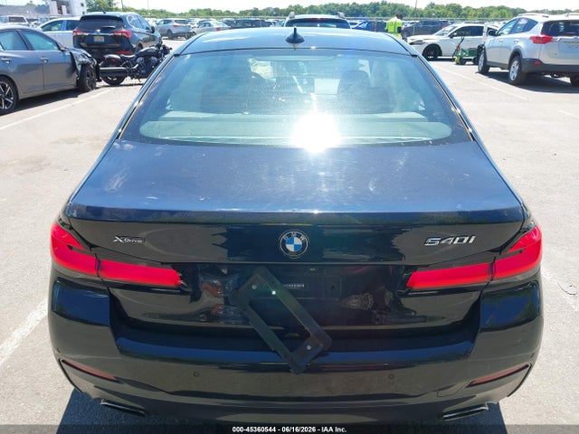 45360544 :رقم المزاد ، WBA73BJ02MWX01977 vin ، 2021 Bmw 540i Xdrive مزاد بيع