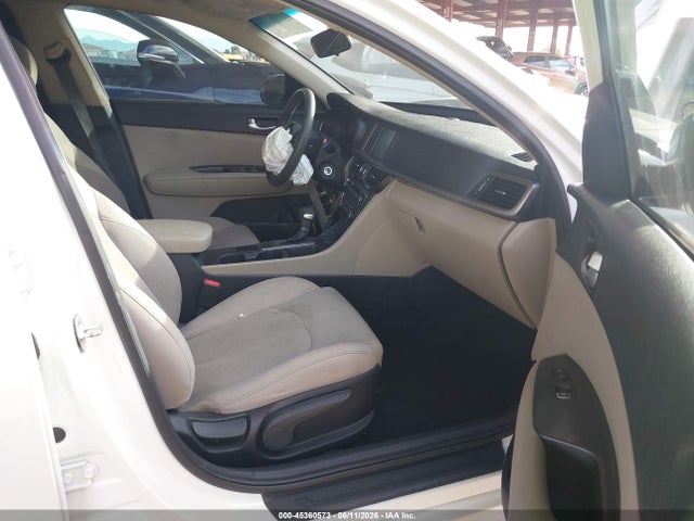 KIA Optima Lx 2018 5XXGT4L32JG256109 Image 5