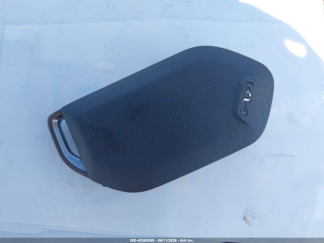 KNDNB5KA7T6165628 KIA Carnival Mpv Hybrid Lxs