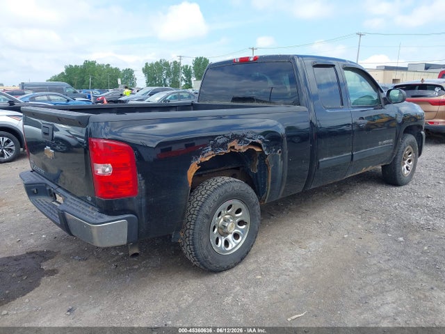 Продажа на аукционе авто 2010 Chevrolet Silverado 1500 Ls, vin: 1GCSCREA1AZ110218, номер лота: 45360636