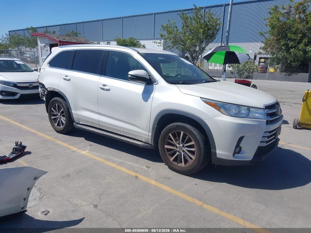 Auction sale of the 2017 Toyota Highlander Xle, vin: 5TDJZRFH5HS394891, lot number: 45360659