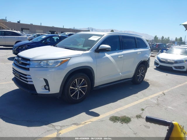 Toyota Highlander Xle 2017 5TDJZRFH5HS394891 Image 2