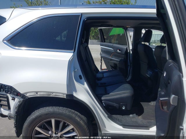 Aukcja sprzedaży 2017 Toyota Highlander Xle, vin: 5TDJZRFH5HS394891, numer aukcji: 45360659