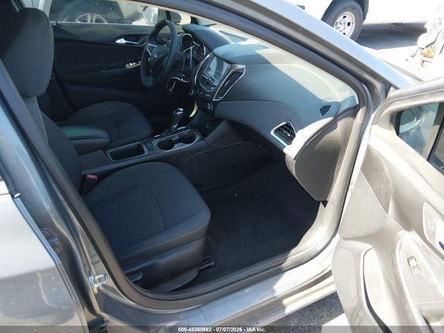 Chevrolet CRUZE 4D 2018 1G1BE5FM5J7247426 Image 5