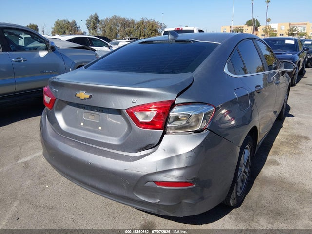 Chevrolet CRUZE 4D 2018 1G1BE5FM5J7247426 Image 6