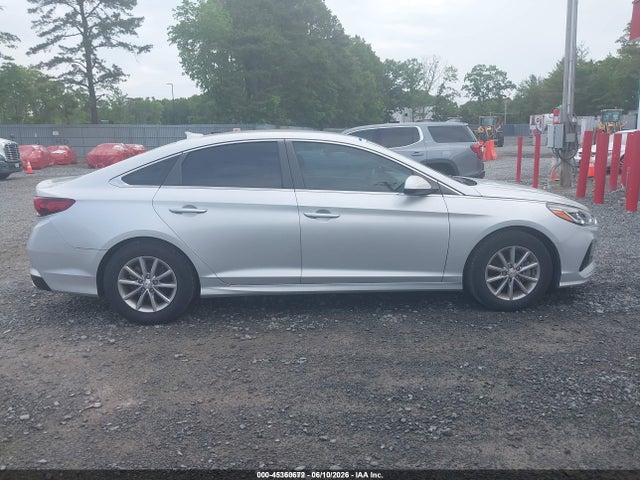 Hyundai SONATA ECO 2018 5NPE24AA5JH673854 Image 13