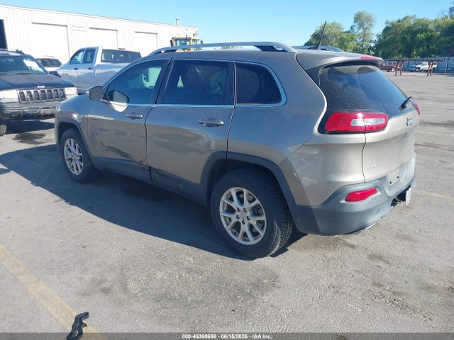 Jeep Cherokee Latitude 4x4 2017 1C4PJMCS0HW616273 Image 3