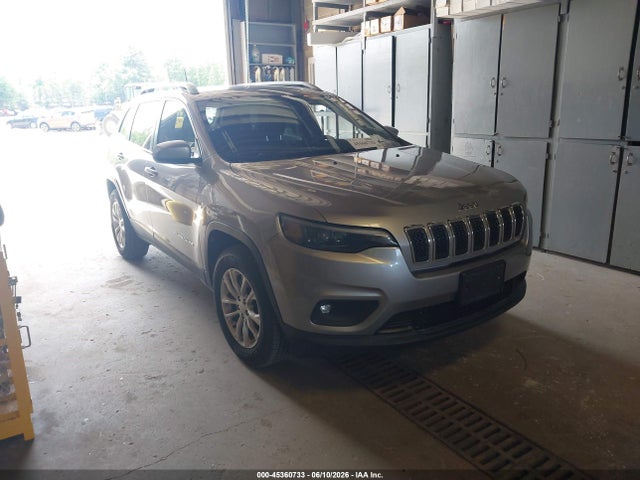 45360733 :رقم المزاد ، 1C4PJMCX9KD176990 vin ، 2019 Jeep Cherokee Latitude 4x4 مزاد بيع