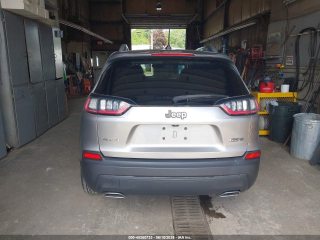 1C4PJMCX9KD176990 Jeep Cherokee Latitude 4x4