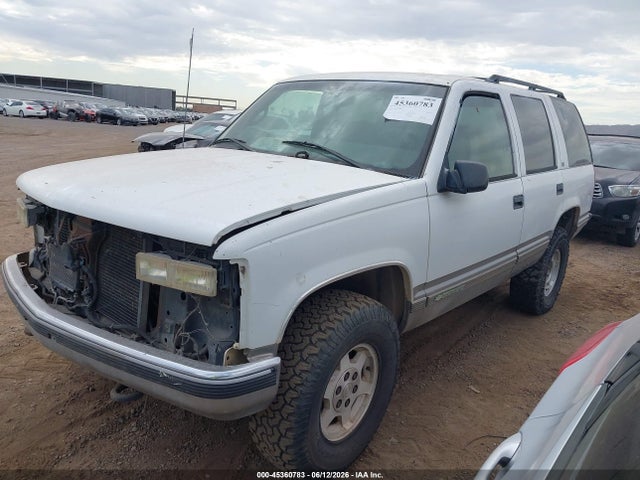 45360783 :رقم المزاد ، 1GNEK13R7XJ480646 vin ، 1999 Chevrolet Tahoe Ls مزاد بيع