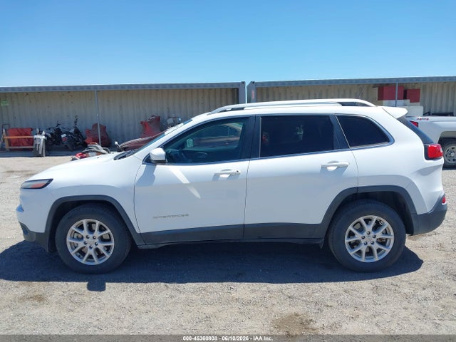 Jeep Cherokee Latitude 4x4 2018 1C4PJMCB1JD528639 Image 19