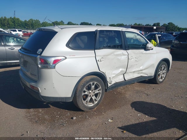 2015 Mitsubishi Outlander Se მანქანა იყიდება აუქციონზე, vin: JA4AD3A31FZ005905, აუქციონის ნომერი: 45360858