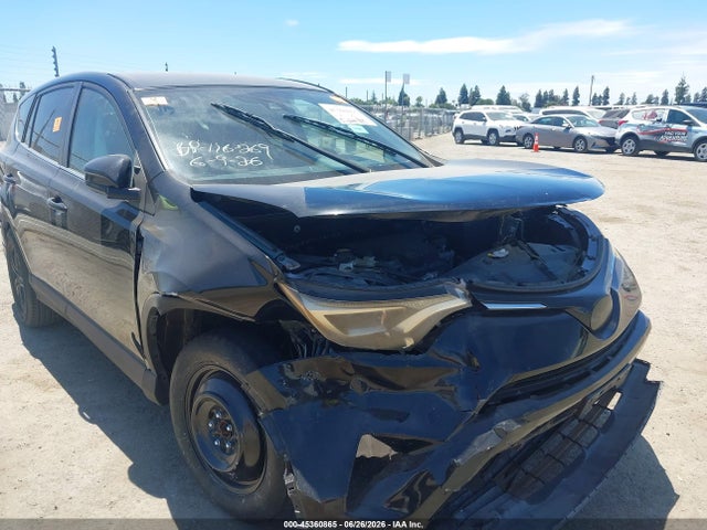 Toyota RAV4 LE 2017 2T3ZFREV7HW382937 Image 6