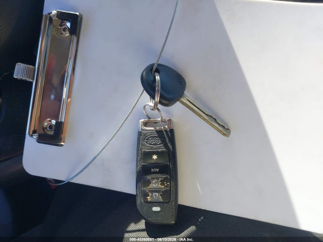45360881 :رقم المزاد ، KNDJN2A23F7160570 vin ، 2015 Kia Soul مزاد بيع
