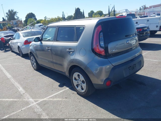 45360881 :رقم المزاد ، KNDJN2A23F7160570 vin ، 2015 Kia Soul مزاد بيع