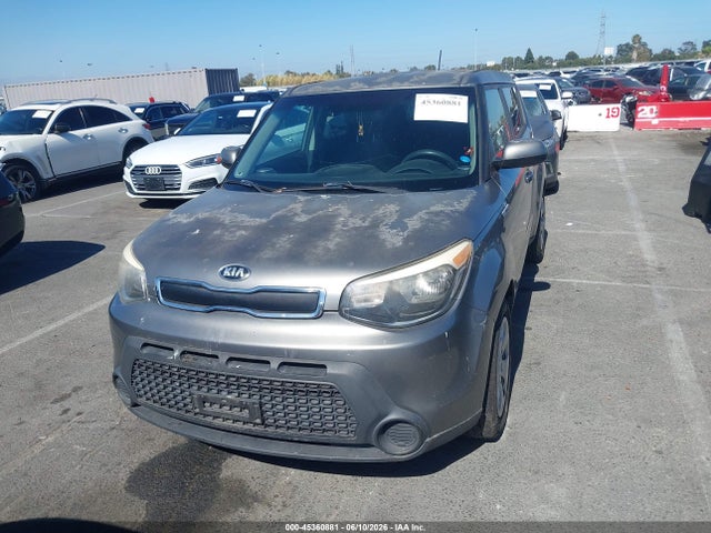 45360881 :رقم المزاد ، KNDJN2A23F7160570 vin ، 2015 Kia Soul مزاد بيع