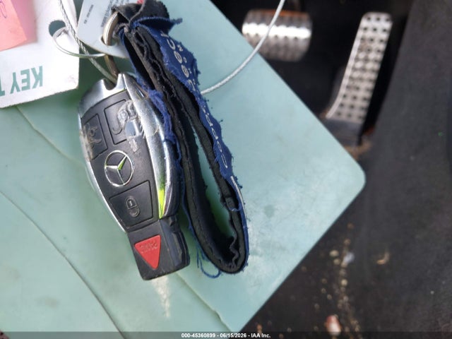 Продажа на аукционе авто 2013 Mercedes-benz E 350, vin: WDDKK5KF1DF188506, номер лота: 45360899