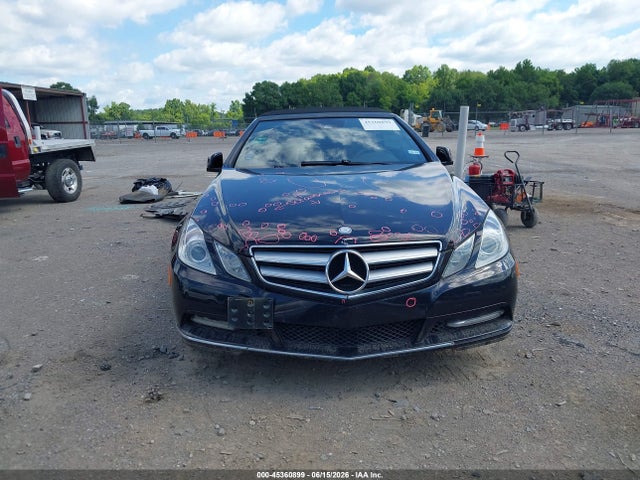 Продажа на аукционе авто 2013 Mercedes-benz E 350, vin: WDDKK5KF1DF188506, номер лота: 45360899